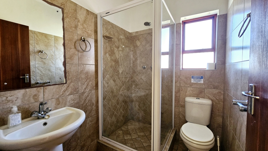 7 Bedroom Property for Sale in Oyster Bay Eastern Cape